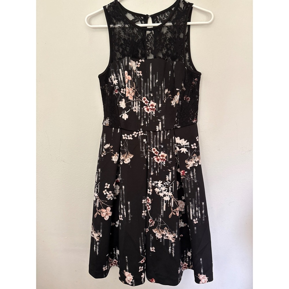 White House Black Market Fit & Flare Dress Women 4 Black Excellent Lace Floral